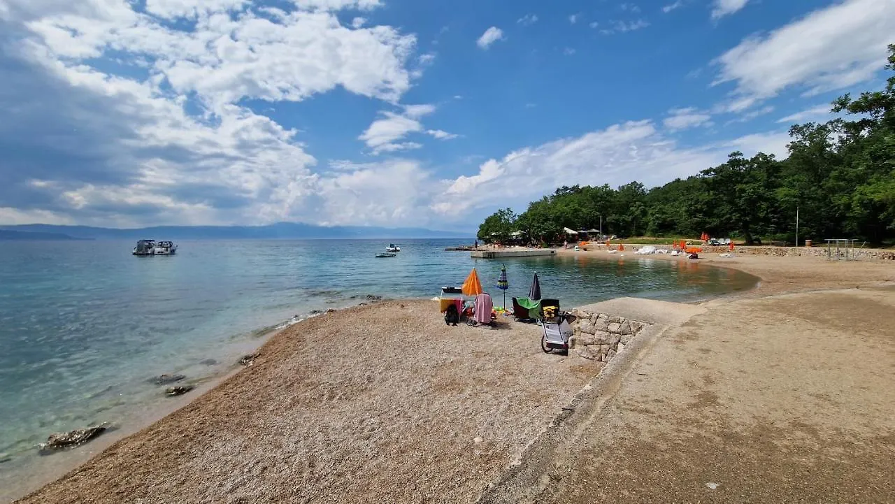 Apartman Bela Apartment Njivice Croatia