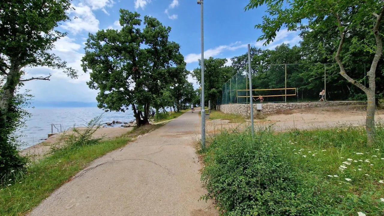 Apartman Bela Apartment Njivice 0*,  Croatia